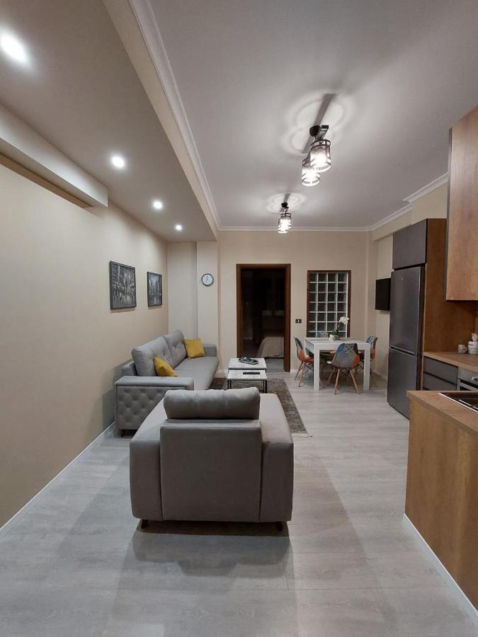 Vila Tafa Apartments Tirana Exteriör bild