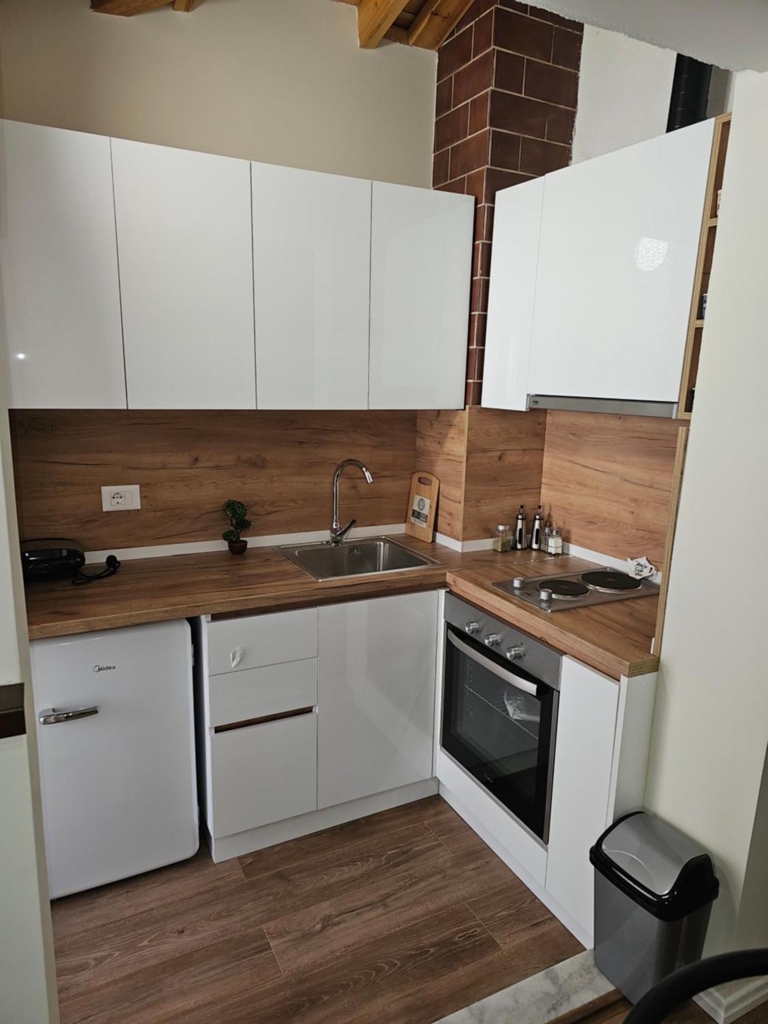 Vila Tafa Apartments Tirana Exteriör bild