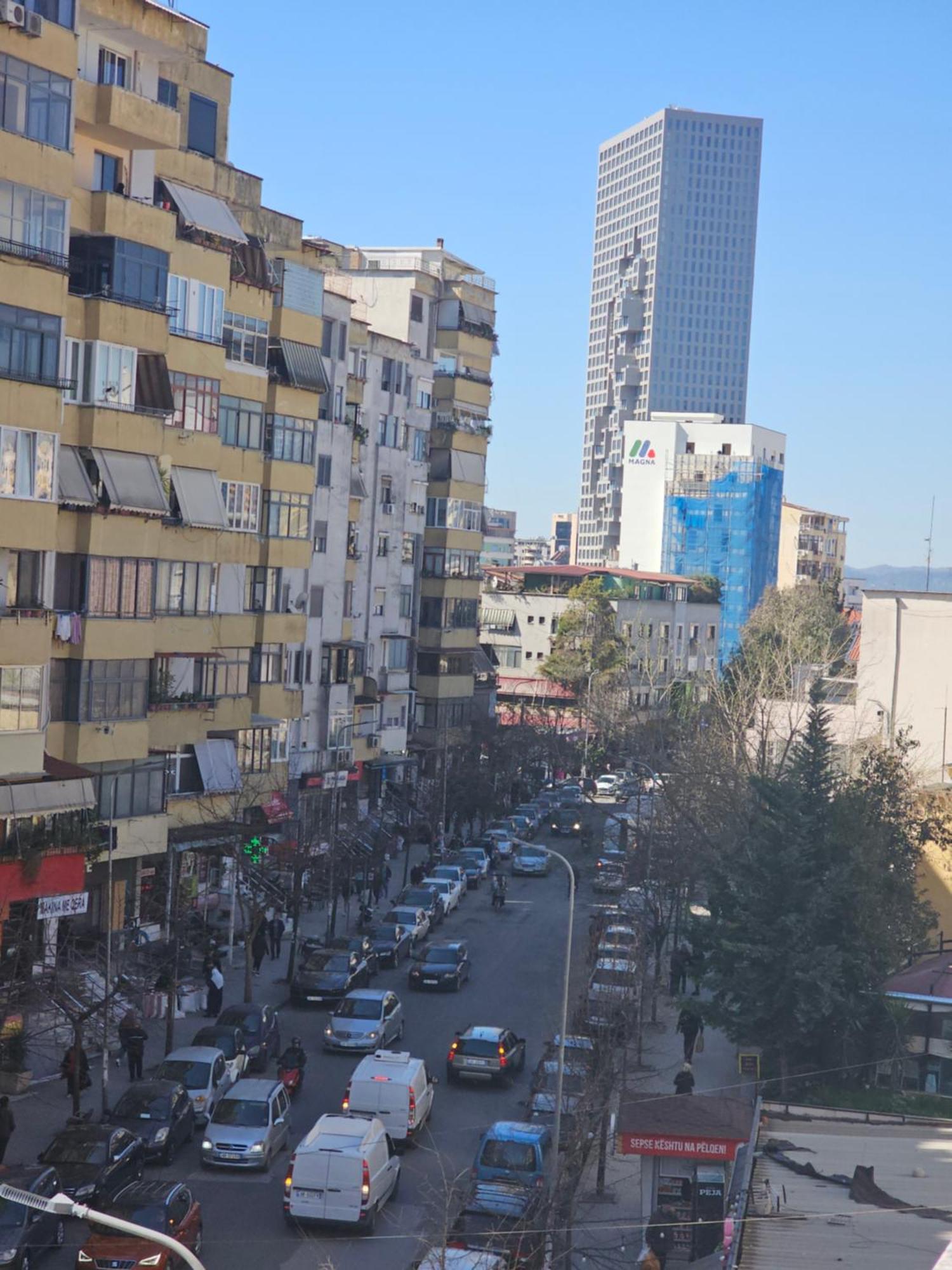 Vila Tafa Apartments Tirana Exteriör bild