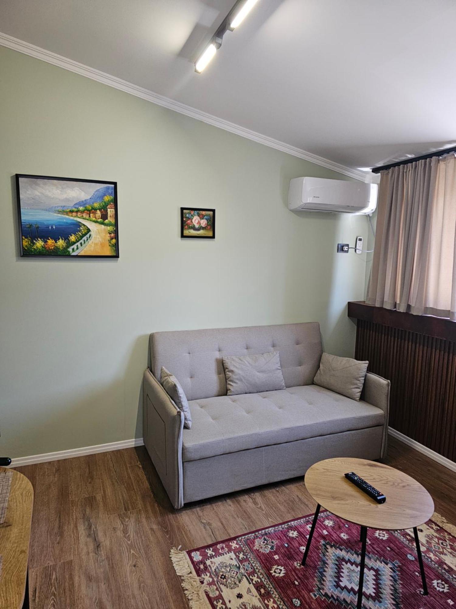 Vila Tafa Apartments Tirana Exteriör bild